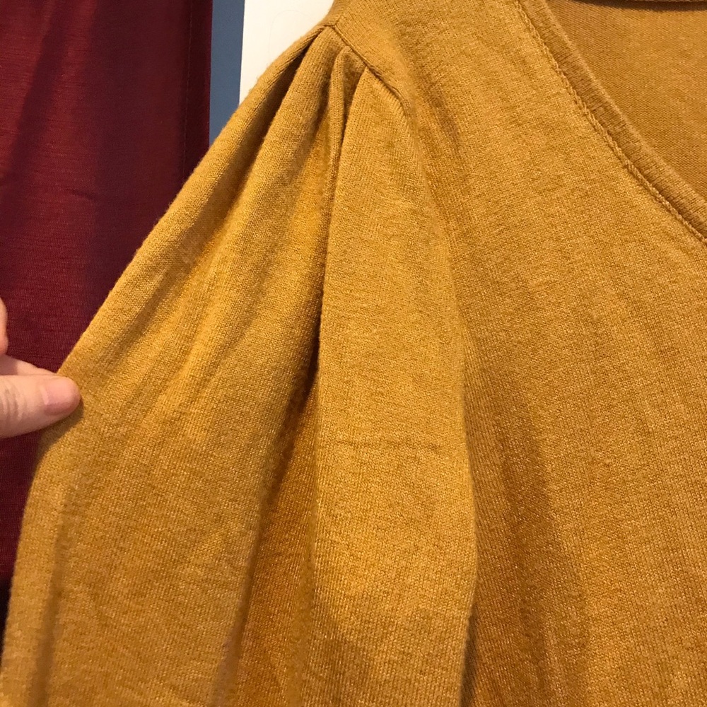 Madewell sweater !!!FIRM - Picture 4 of 4